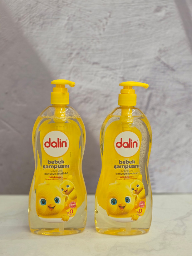 شامپو بچه دالین dalin بدون سوزش چشم و ضد آلرژی حاوی پروویتامین B5 و گلیسیرین با حجم 700 میلی(واردات قانونی از منطقه آزاد ارس)