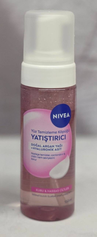 فوم شستشو صورت Niوآ مدل Yatıştırıcı ، تسکین دهنده ، مناسب برای پوستهای خشک و حساس ، با حجم 150 میلی(واردات قانونی از منطقه آزاد ارس)