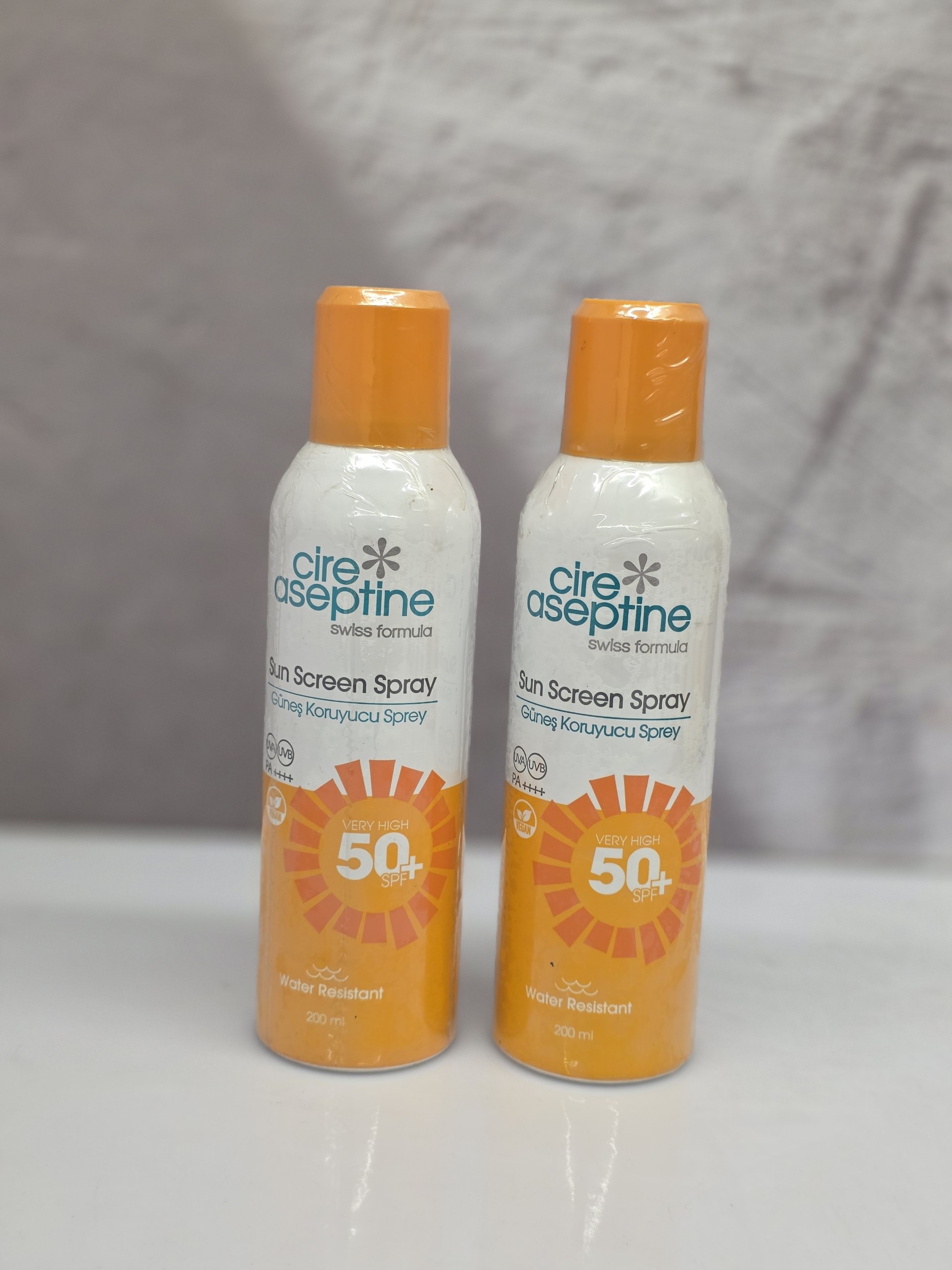 اسپری ضد آفتاب بدن بزرگسالان با SPF 50+ آسپتین ، مناسب برای انواع پوست ها ، با حجم 200 میلی(واردات قانونی از منطقه آزاد ارس)